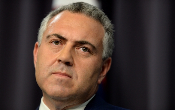 Joe Hockey is facing Nationals concern over foreign investment thresholds. AAP/Lukas Coch
